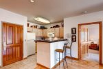 Kitchen with breakfast bar